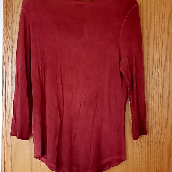 NWT BKE V-neck top - Picture 2 of 7